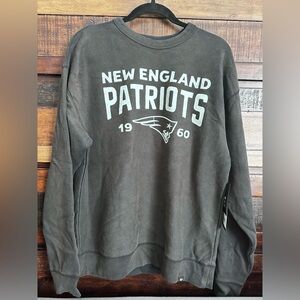 ✨ NWT New England Patriots Dusted Black Crewneck Sweatshirt✨